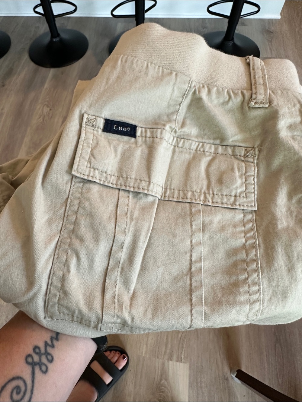 Lee soft waist relaxed fit Cargo Pants - Light Beige Utility size 8 lightweight - Picture 7 of 7